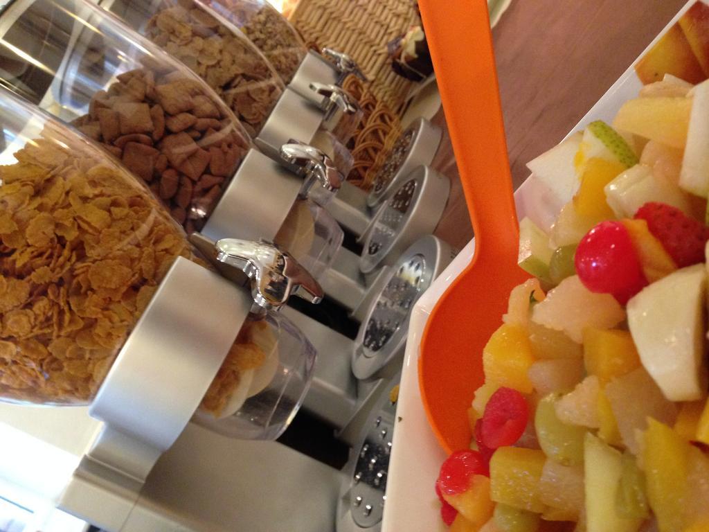 בינגן אם ריין Hotel Cafe Konditorei Koeppel מראה חיצוני תמונה